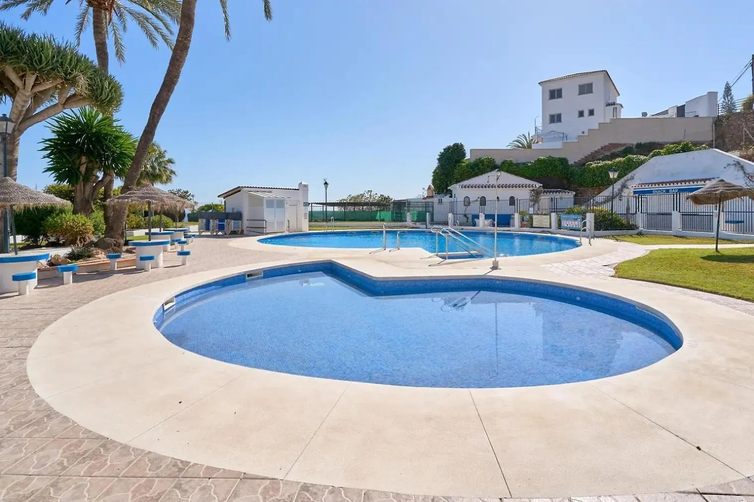 3 Bed Villa With Stunning View Pc4 Nerja Spain