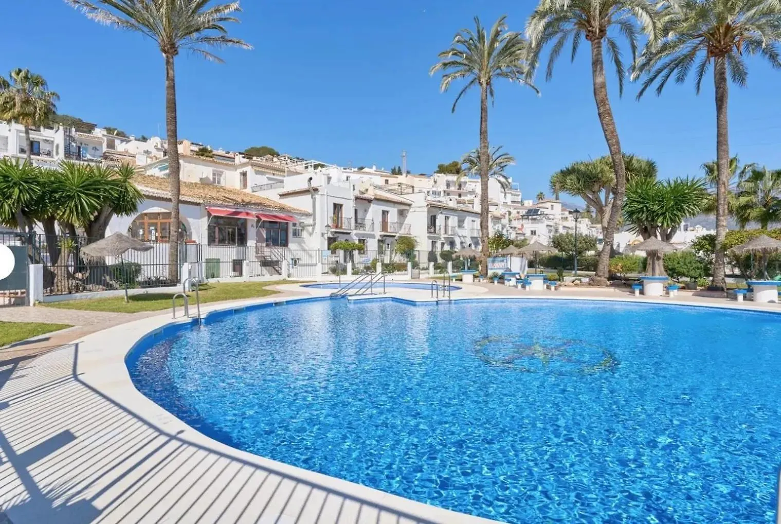3 Bed Villa With Stunning View Pc4 Nerja